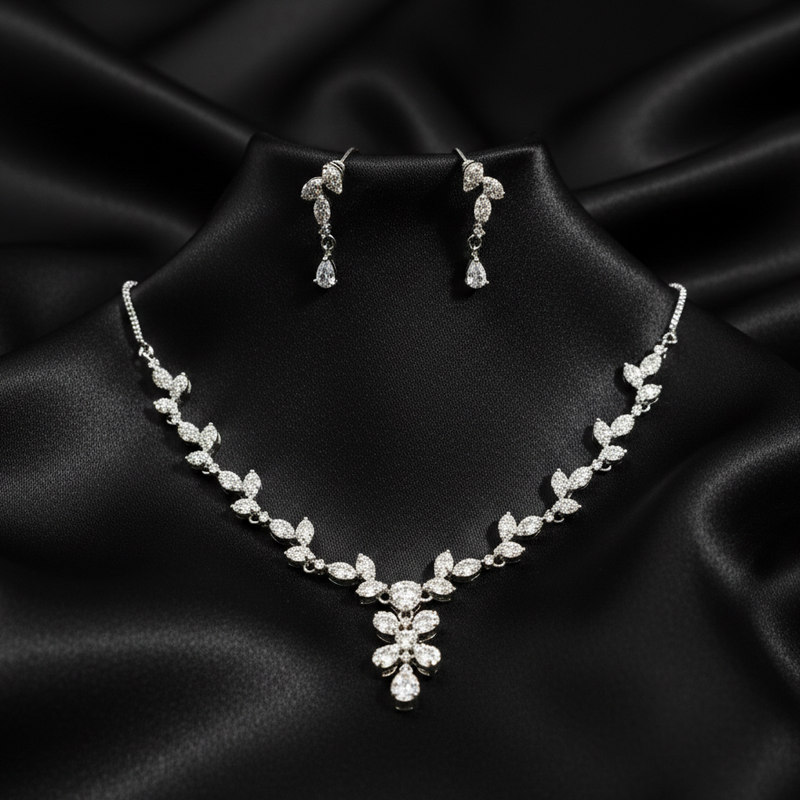 Frosted Bloom Asymmetry Necklace Set